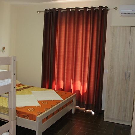 Apartment Family Ulcinj Eksteriør billede