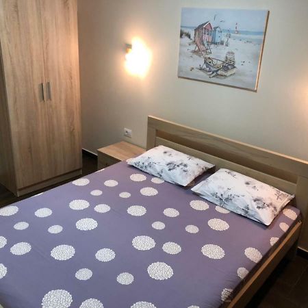 Apartment Family Ulcinj Eksteriør billede