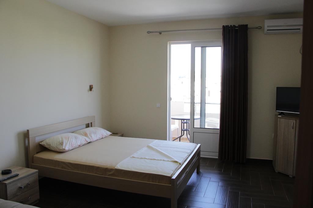 Apartment Family Ulcinj Eksteriør billede