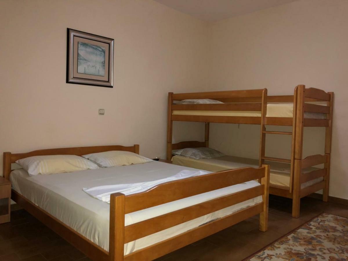 Apartment Family Ulcinj Eksteriør billede