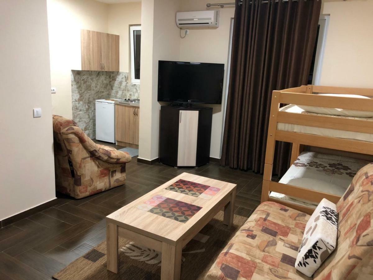 Apartment Family Ulcinj Eksteriør billede